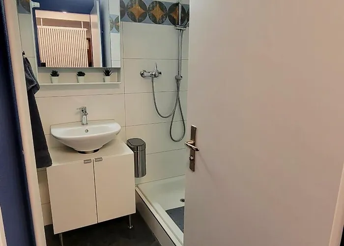 Lakeview Loft*lake/ferry Access* Lejlighed